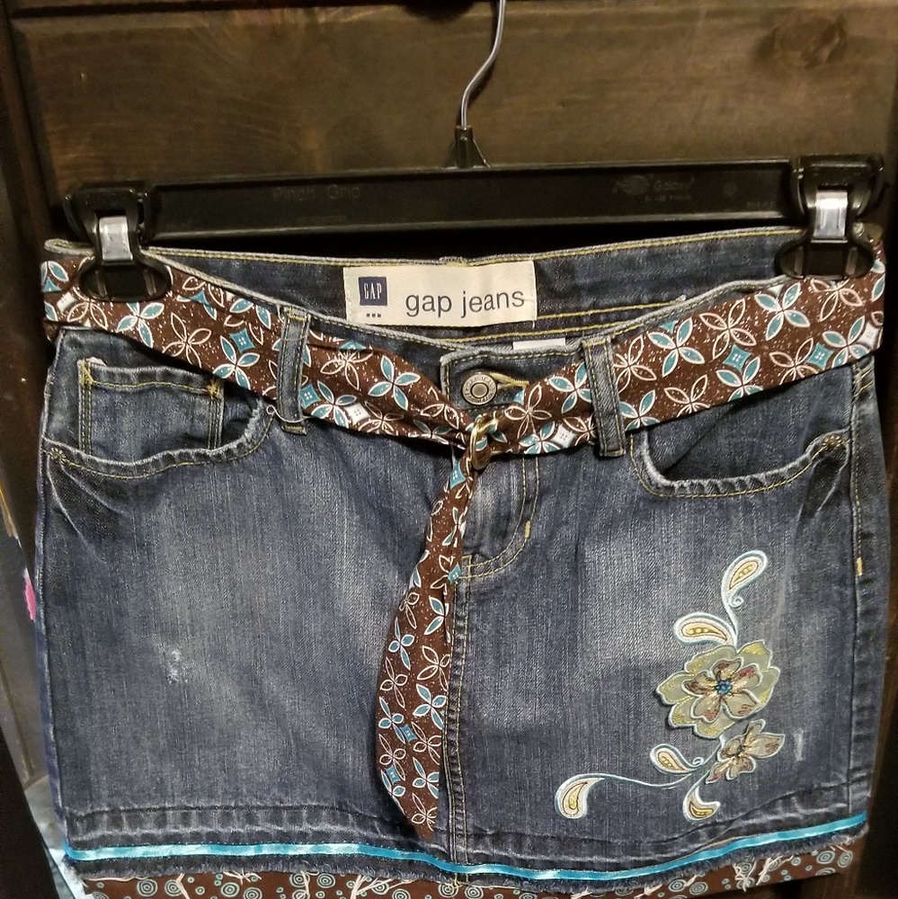 Gap skirt upscaled